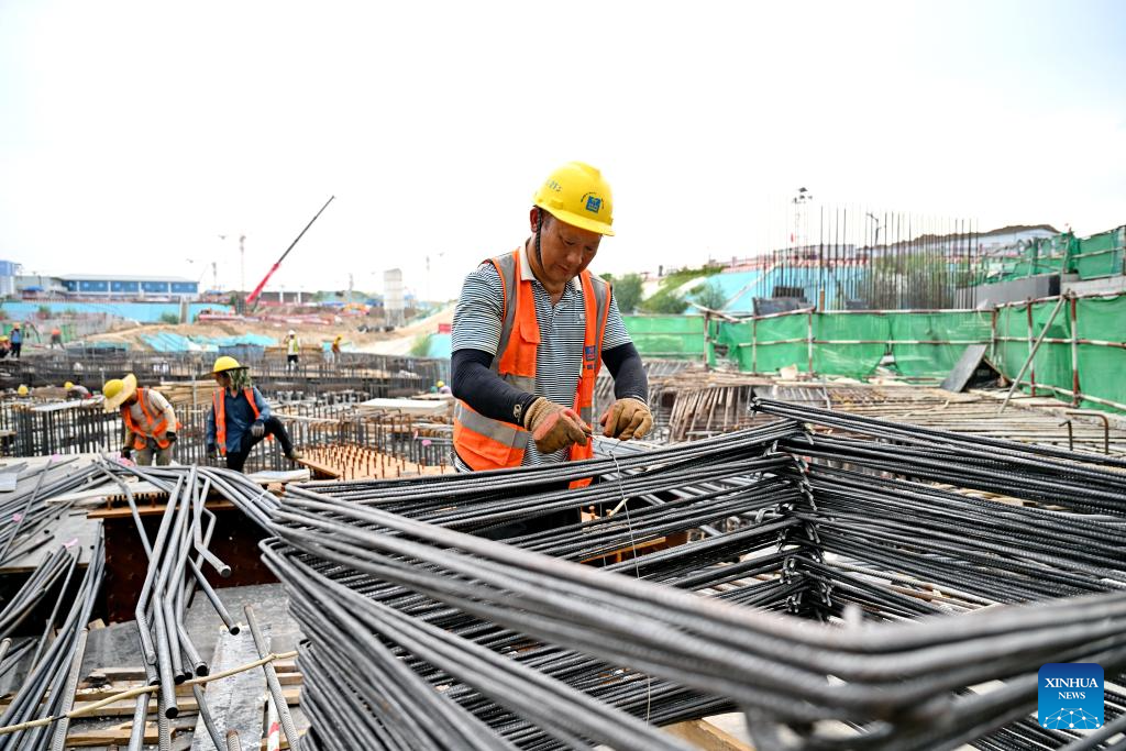 Xiong'an-Xinzhou high-speed railway under construction in China's Hebei